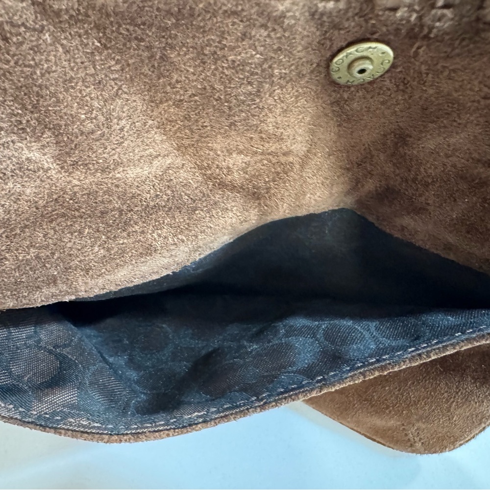 Pair of Coach Wristlets. One Brown Suede, one Black Leather. Two for 1 price! - Picture 8 of 10